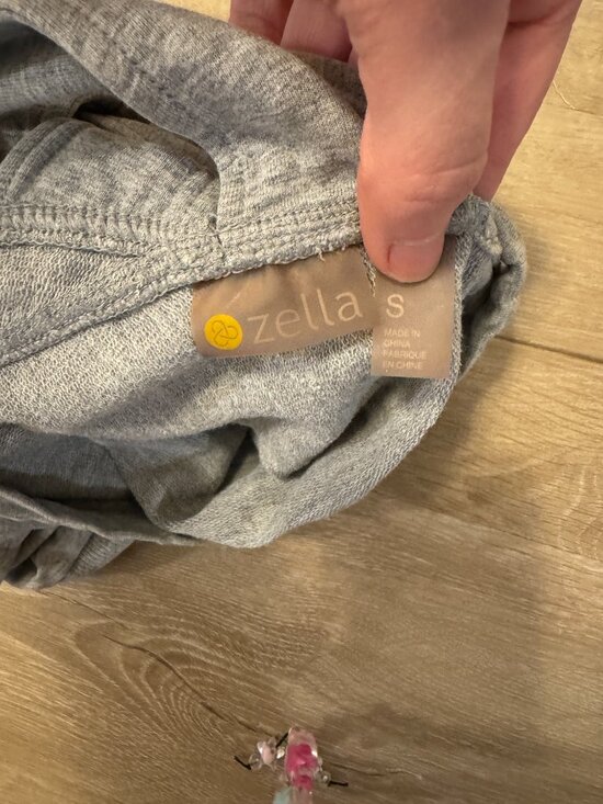 🧥 Bundle Lot of 3 Sweatshirts – Nike / BKE / Zella - Picture 9 of 10